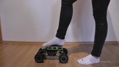 Sneaker-girl Fussballgirl07 – Monster-truck Crush